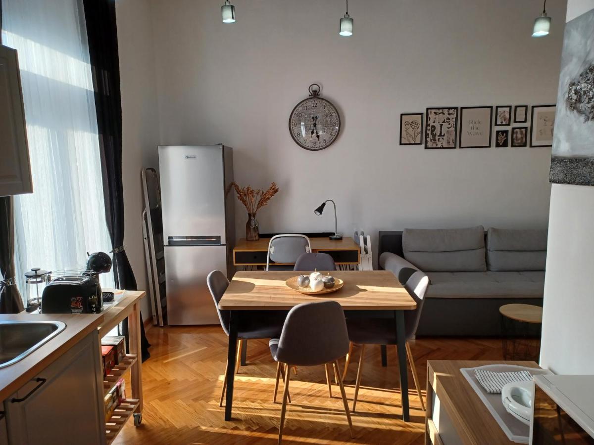 Apartment Hesperia ザグレブ エクステリア 写真